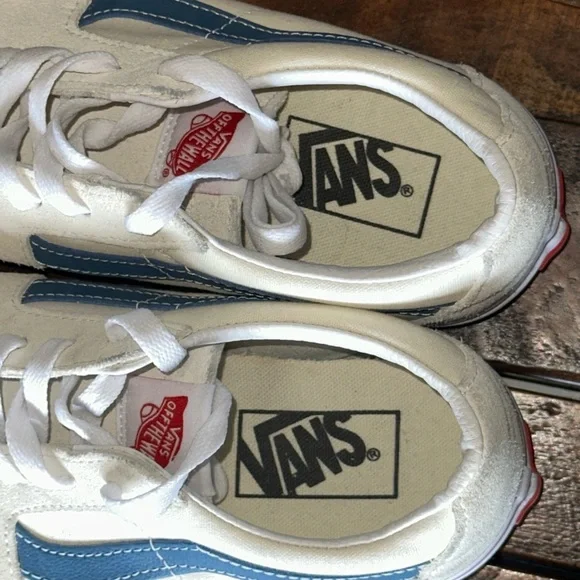 NWOB Vans Sk8-Low White and Blue Women's Sneakers Woman’s Sz 8 - Picture 5 of 10